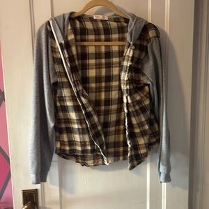 Romwe hooded button up size medium (fits more of a small)